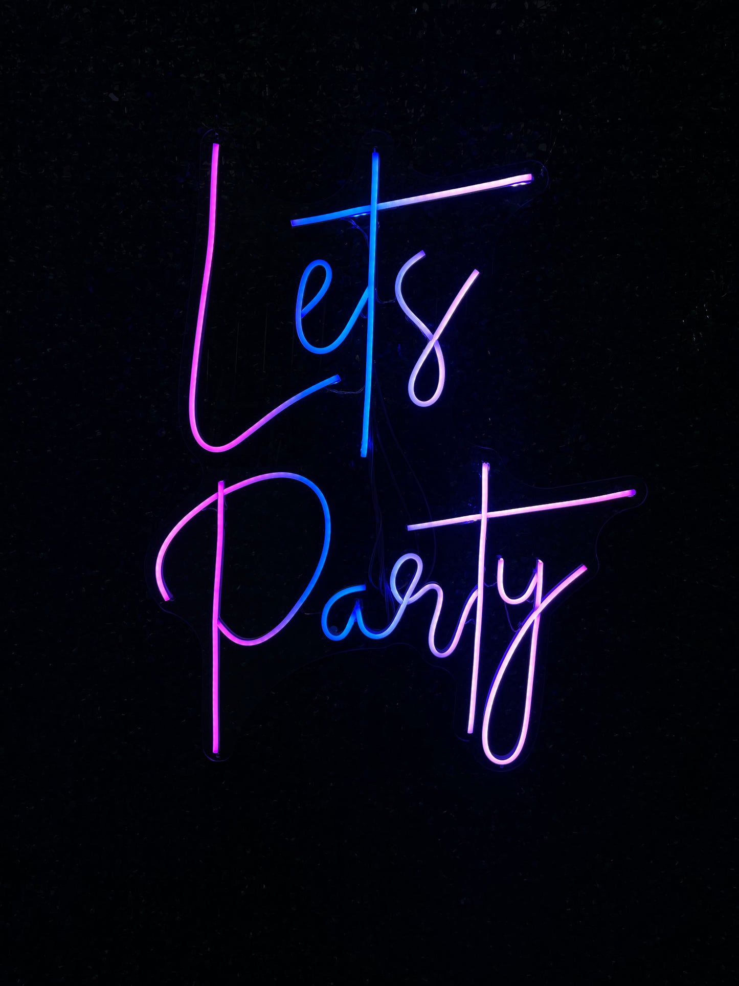 Neon Sign "Let's Party"