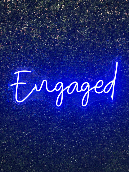 Neon Sign "Engaged"