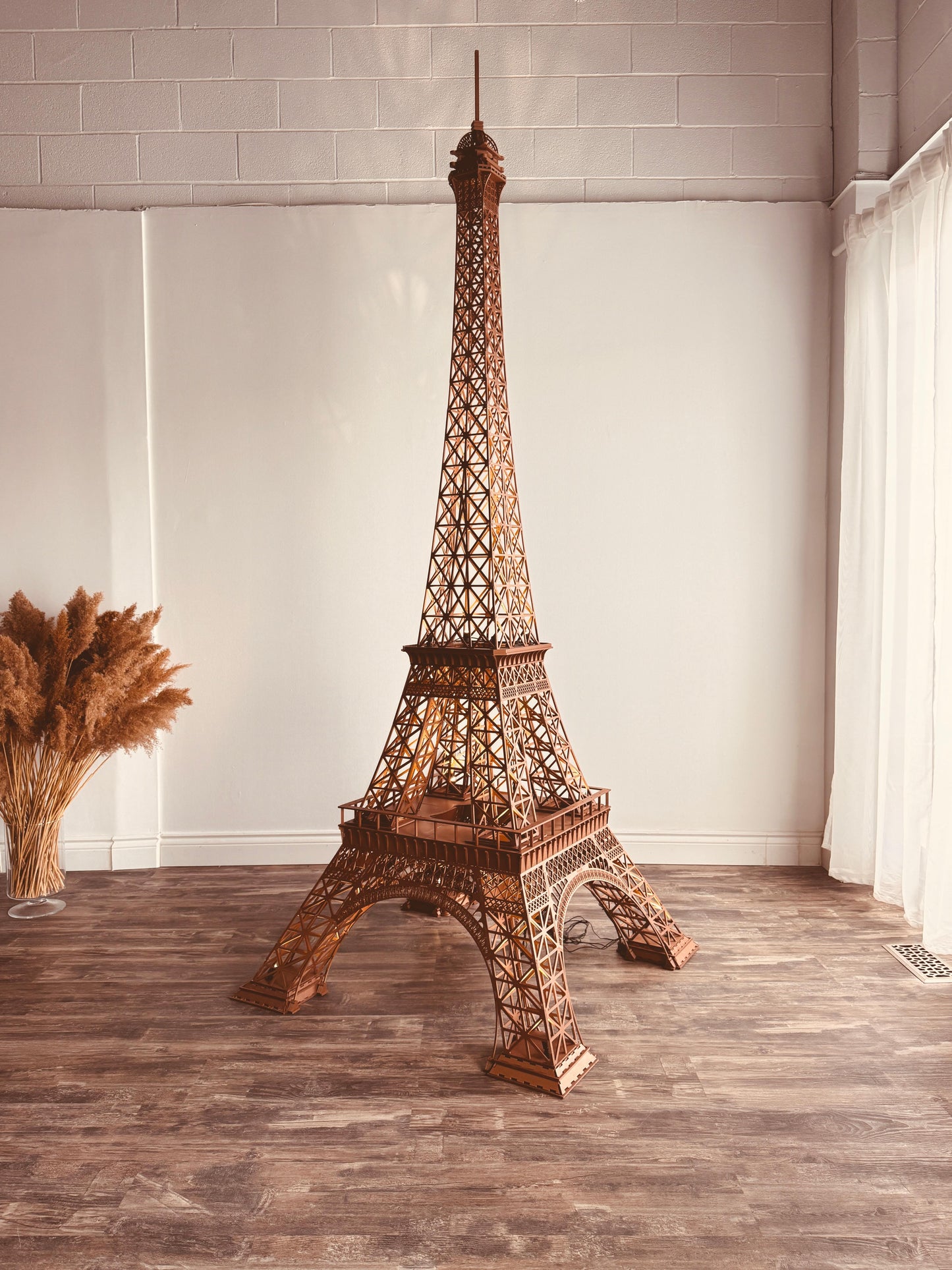 9' Eiffel Tower Rental